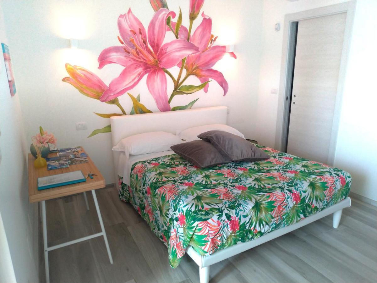 My Monopoli - Casa Dei Fiori "Magnolia" Cala Paradiso Eksteriør billede
